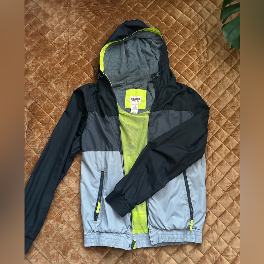 Men’s windbreaker